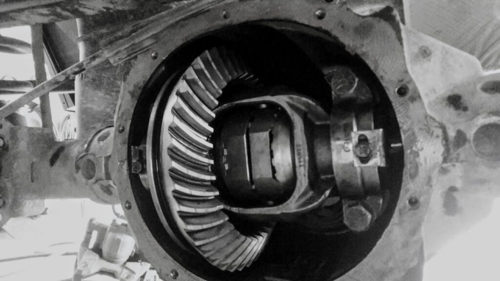 Understanding the Differences Open Differential, Locking Differential