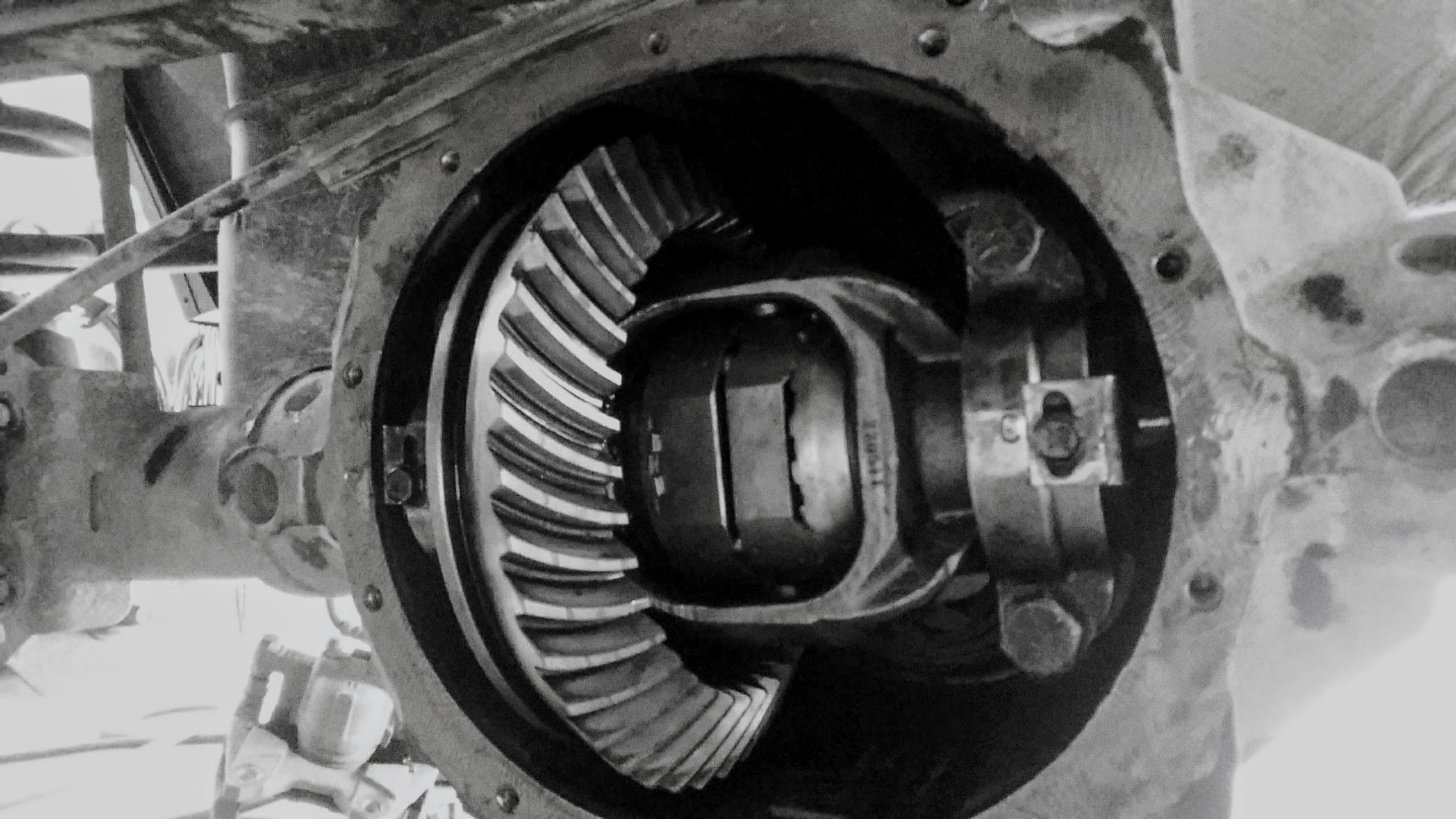 Understanding the Differences: Open Differential, Locking Differential, Posi, and Limited Slip Differentials
